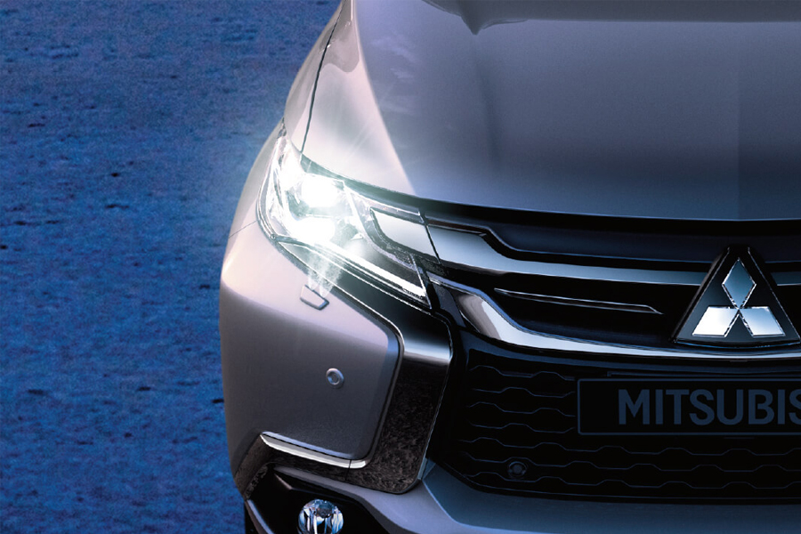 Ngoại thất Mitsubishi Pajero Sport - Hình 6 Ngoại thất Mitsubishi Pajero Sport - Hình 6