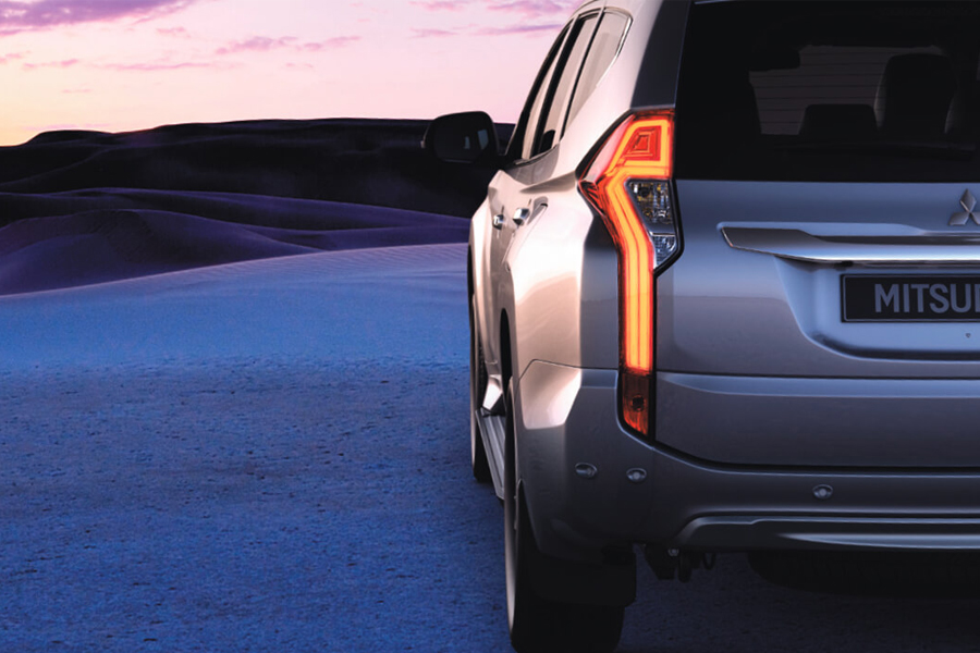 Ngoại thất Mitsubishi Pajero Sport - Hình 8 Ngoại thất Mitsubishi Pajero Sport - Hình 8