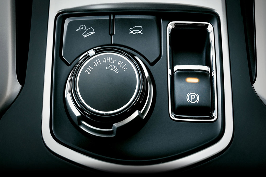 Nội thất Mitsubishi Pajero Sport - Hình 8 Nội thất Mitsubishi Pajero Sport - Hình 8